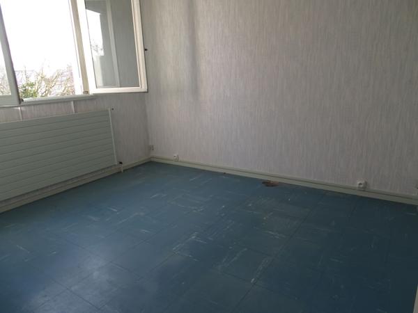 Vente Maison63 m² - 4 Pièces - LIGNIERES (18160)