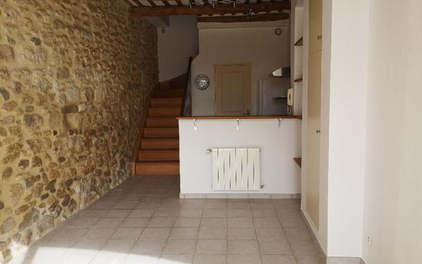 Maison à vendre    2 pièces •  Fournès