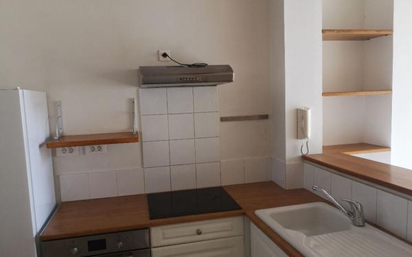 Maison à vendre    2 pièces •  Fournès