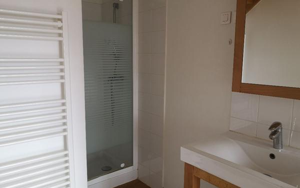 Maison à vendre    2 pièces •  Fournès