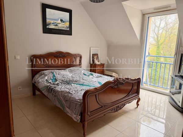 Sarzeau (56370) SARZEAU – Maison familiale de 241 m² – DPE A – Terrain 970 m²