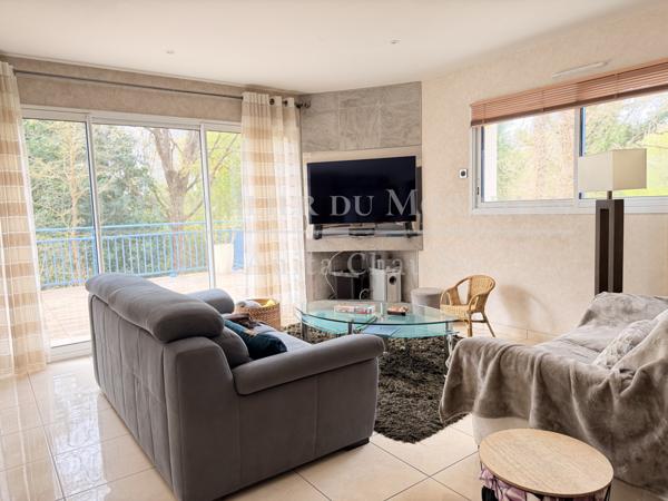 Sarzeau (56370) SARZEAU – Maison familiale de 241 m² – DPE A – Terrain 970 m²