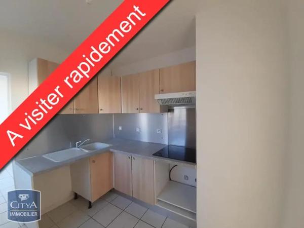 Appartement à louer 4 pièces 66.31m² Marignane (13700)