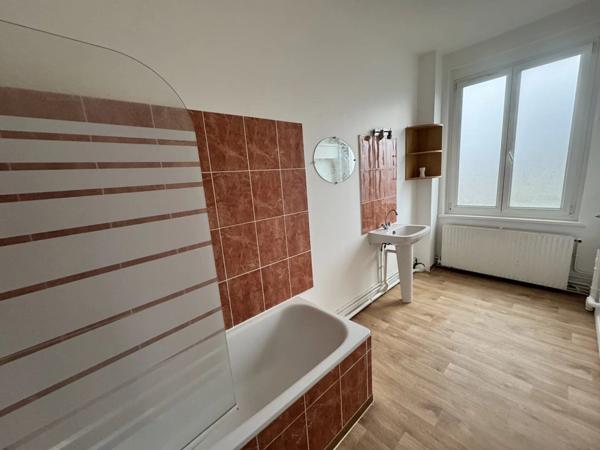 Location Appartement 2 pièces 40 m2 à Saint-Quentin