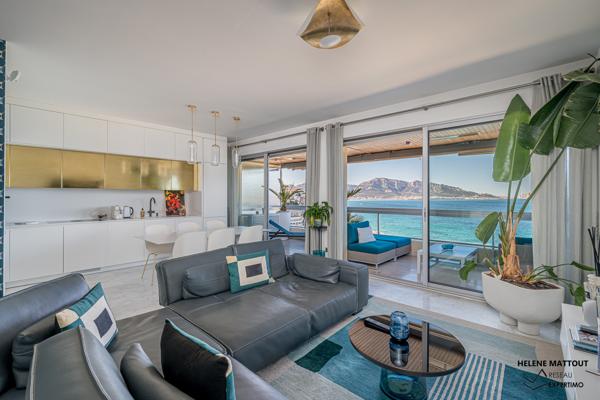 Marseille (13007) La reserve, dernier étage!