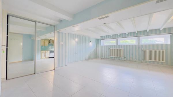 Quimper (Frugy) – Maison rénovée 165 m² habitable, avec studio indépendant, quartier résidentiel proche universités et commerces, fort potentiel locatif