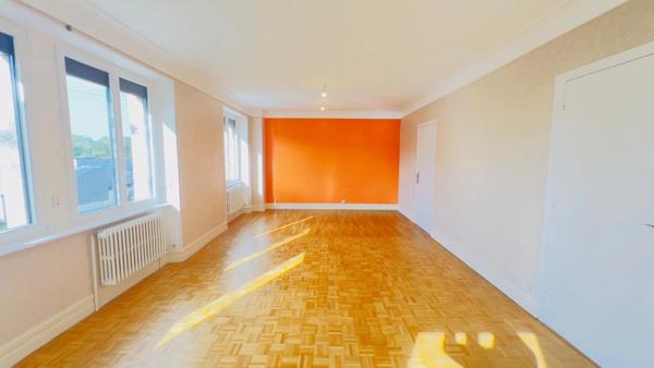 Quimper (Frugy) – Maison rénovée 165 m² habitable, avec studio indépendant, quartier résidentiel proche universités et commerces, fort potentiel locatif