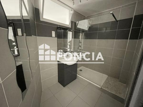 Location Appartement 3 pièces 59.24 m² - 12 BOULEVARD DES AMIS Marseille 13008