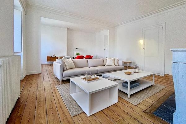 Appartement bourgeois avec ascenseur au coeur de Bordeaux
