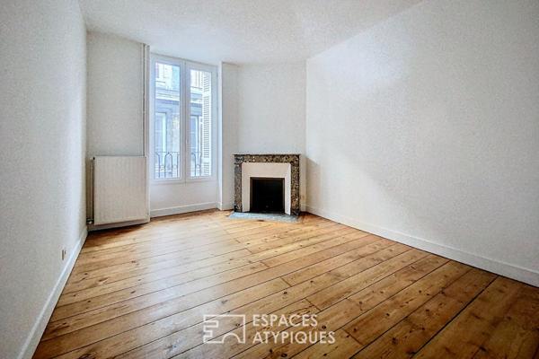 Appartement bourgeois avec ascenseur au coeur de Bordeaux