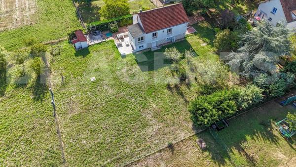 Maison familiale avec terrain arboré et verger - Châtellerault