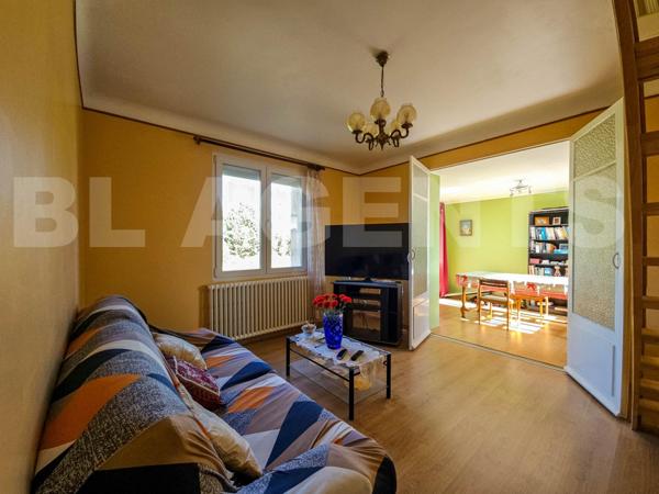 Maison familiale avec terrain arboré et verger - Châtellerault