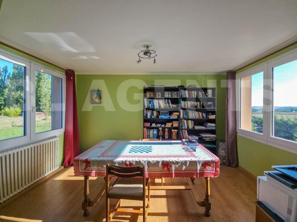 Maison familiale avec terrain arboré et verger - Châtellerault