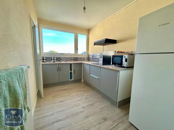 Appartement à louer 3 pièces 61.01m² La Flèche (72200)