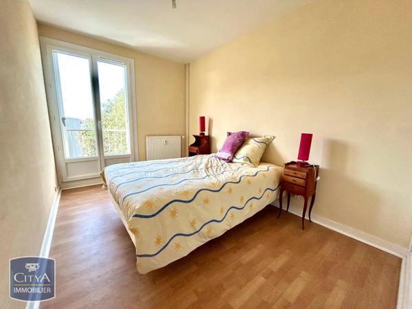 Appartement à louer 3 pièces 61.01m² La Flèche (72200)