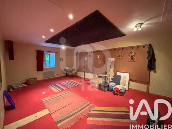 Maison à vendre 6 pièces 148 m² Sainte-Thérence