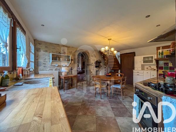 Maison à vendre 6 pièces 148 m² Sainte-Thérence