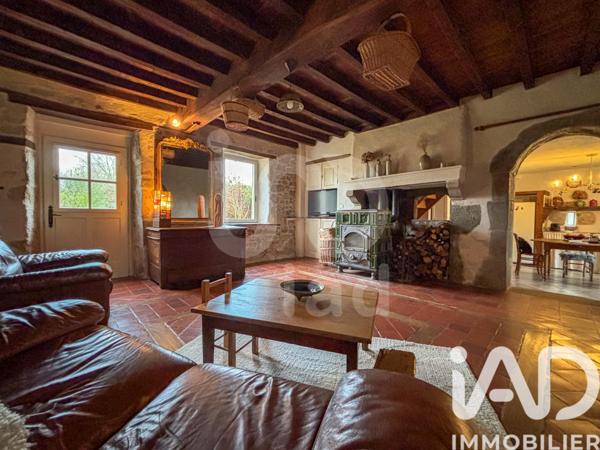 Maison à vendre 6 pièces 148 m² Sainte-Thérence