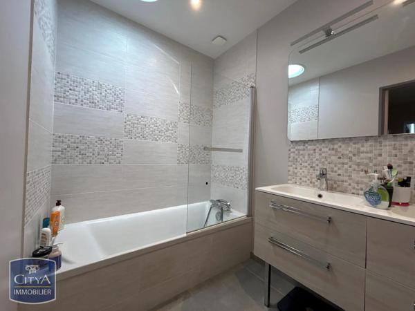 Maison à louer 4 pièces 135.55m²