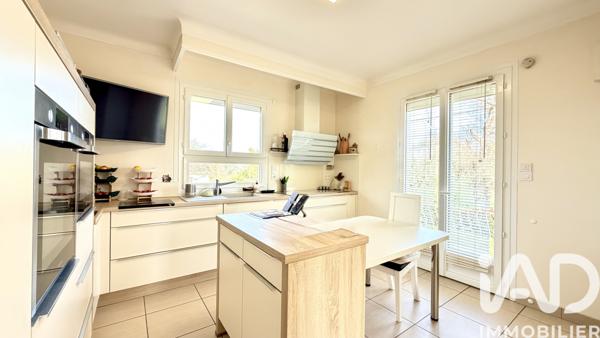 Maison à vendre 8 pièces 199 m² Saint-Médard