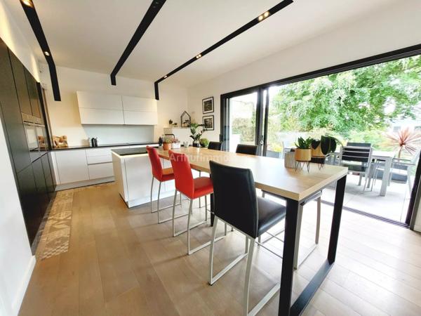 Vente Maison 9 pièces 221 m2 à Clamart