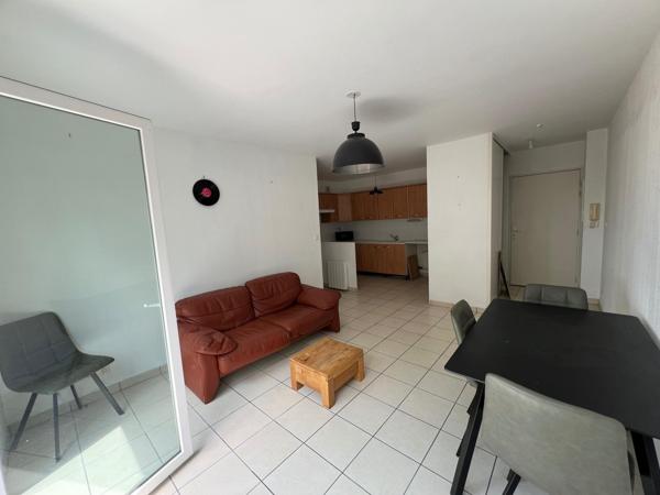 Appartement 3 pièces 56 m2 - 2 chambres - Centre ville d'Andernos - Proche bassin -
