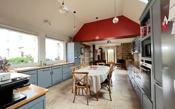 Maison à vendre    14 pièces •  Alençon