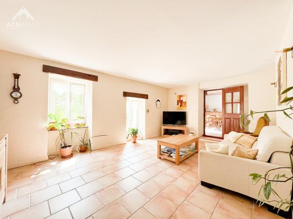 Collonges (01550) Maison 6 Pièces 200 m2