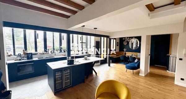 À vendre Maison 8 pièces 160 m² - Versailles 78000