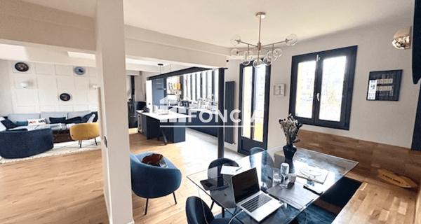 À vendre Maison 8 pièces 160 m² - Versailles 78000