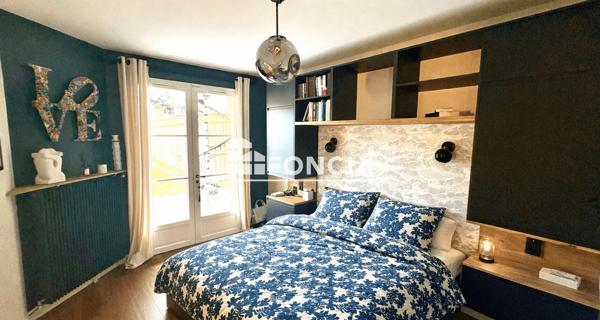 À vendre Maison 8 pièces 160 m² - Versailles 78000