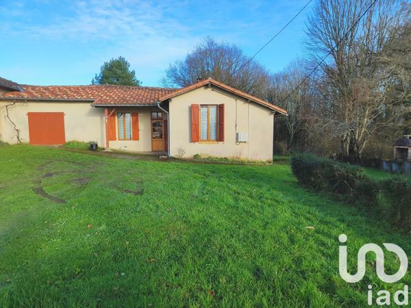 Maison rustique 2 pièces de 52 m² à Confolens (16500)