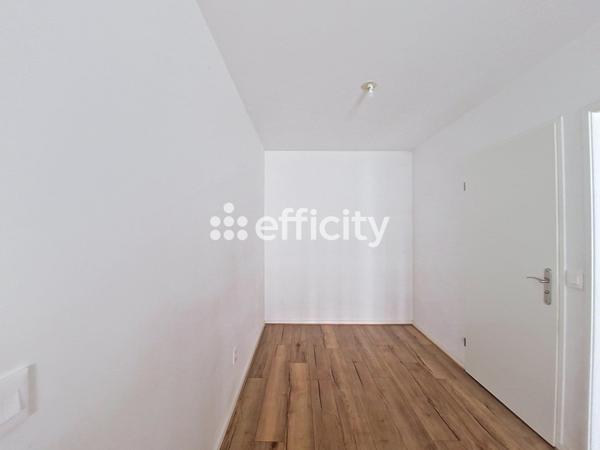 Appartement
         2 pièces
        - 55 m² Exclusivité 209 000 € *