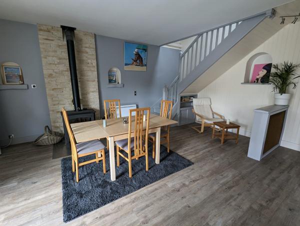 Maison
         8 pièces
        - 185 m² 649 000 € *
