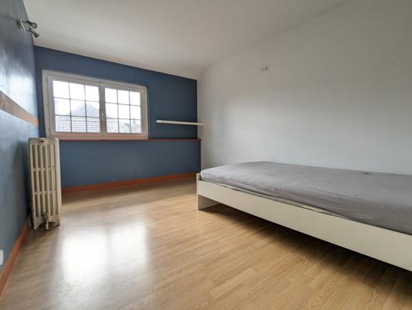 Maison
         8 pièces
        - 185 m² 649 000 € *