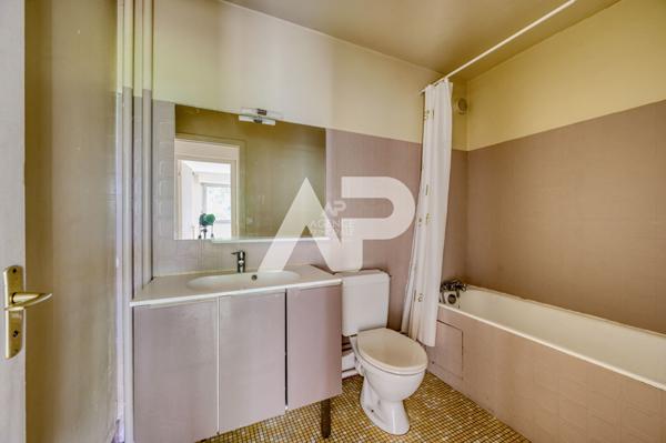 Sèvres Rive Gauche - Appartement avec jardin €465 000 ** - Référence 573-S