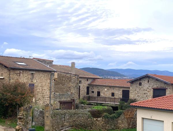 🏡 Maison en pierre pleine de charme – 133 m² – Quintenas