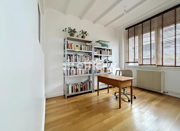 Maison
         6 pièces
        - 110 m² Exclusivité 545 000 € *