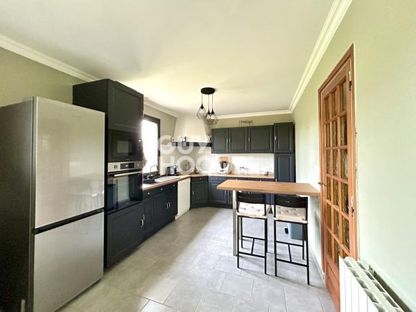 MAISON À VENDRE DE 5 PIÈCES DE 128,00 M²