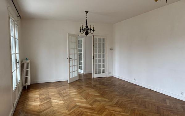 Maison à vendre    4 pièces •  Saint-Junien