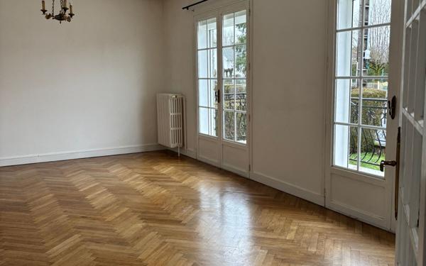 Maison à vendre    4 pièces •  Saint-Junien