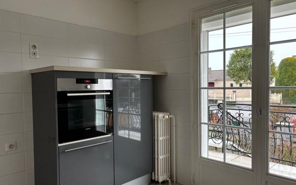 Maison à vendre    4 pièces •  Saint-Junien