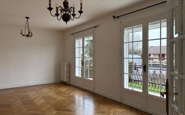 Maison à vendre    4 pièces •  Saint-Junien