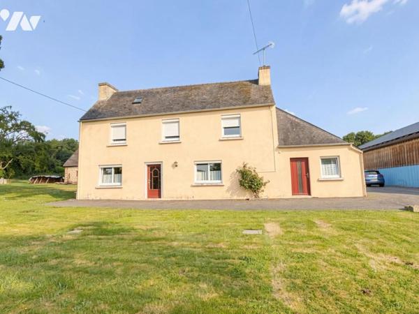 2145 - Saint-Martin-des-Champs — Maison 125 m² + dépendances + hangar — 2 304 m²