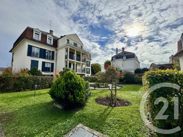 Appartement Studio à vendre  1 pièce - 31,41 m2 FONTAINEBLEAU - 77