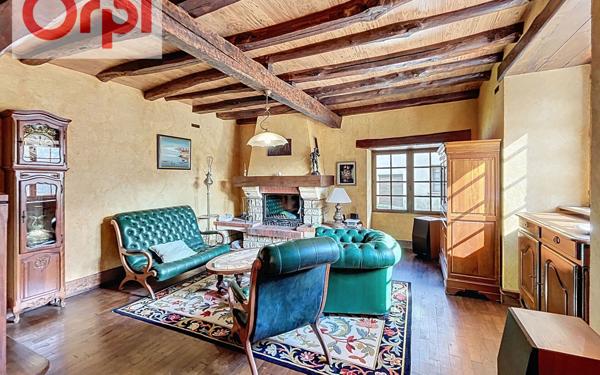 Maison à vendre    5 pièces •  Aspet