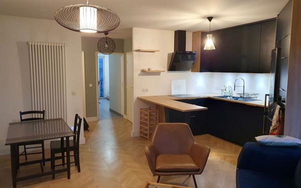 Appartement à louer    3 pièces • 60,52 m2 Lyon 2