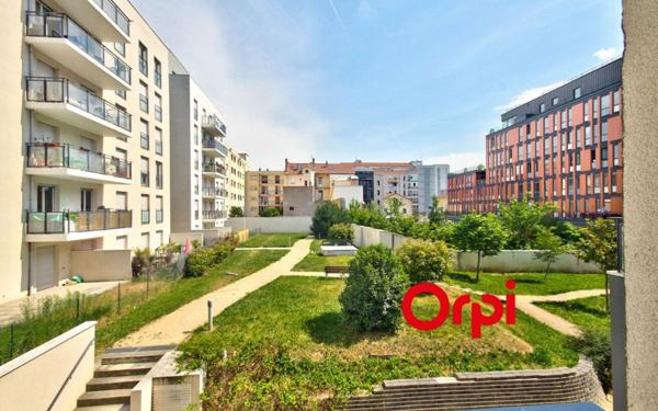 Appartement à louer    3 pièces • 60,52 m2 Lyon 2