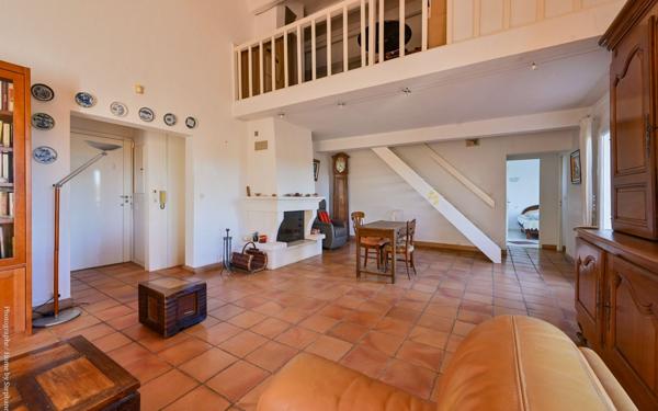 Maison à vendre    5 pièces •  Sanary-sur-Mer