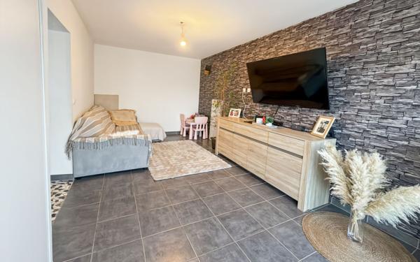 Maison à vendre    4 pièces •  Vias